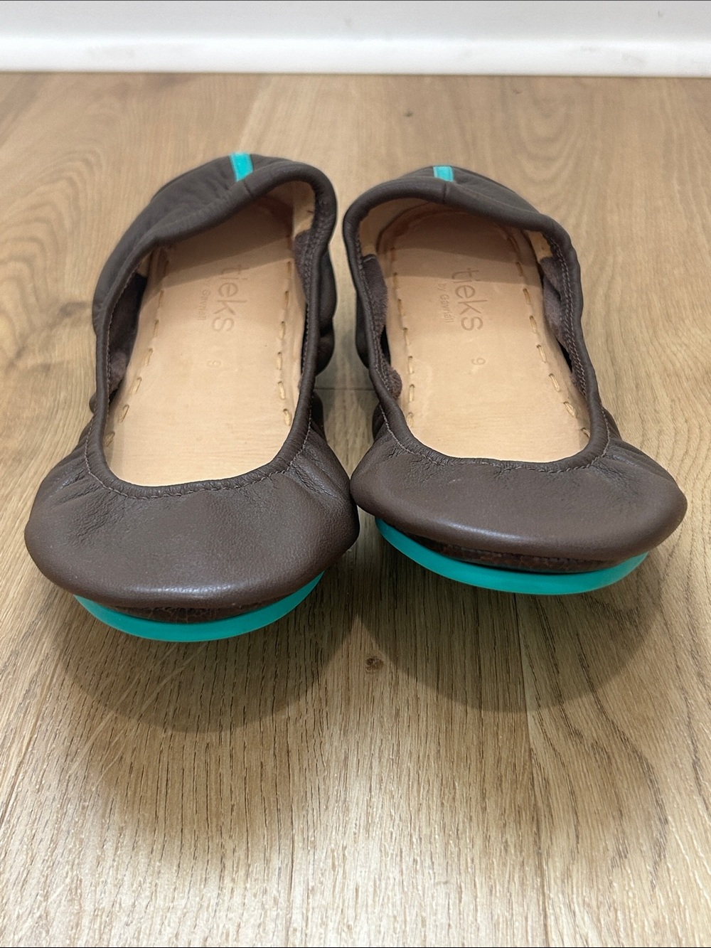 Tieks Chocolate Brown Ballet Flat Size 9 EUC - Picture 5 of 6